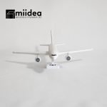 Maqueta Avión Boeing 787 3D multicolor vista frontal